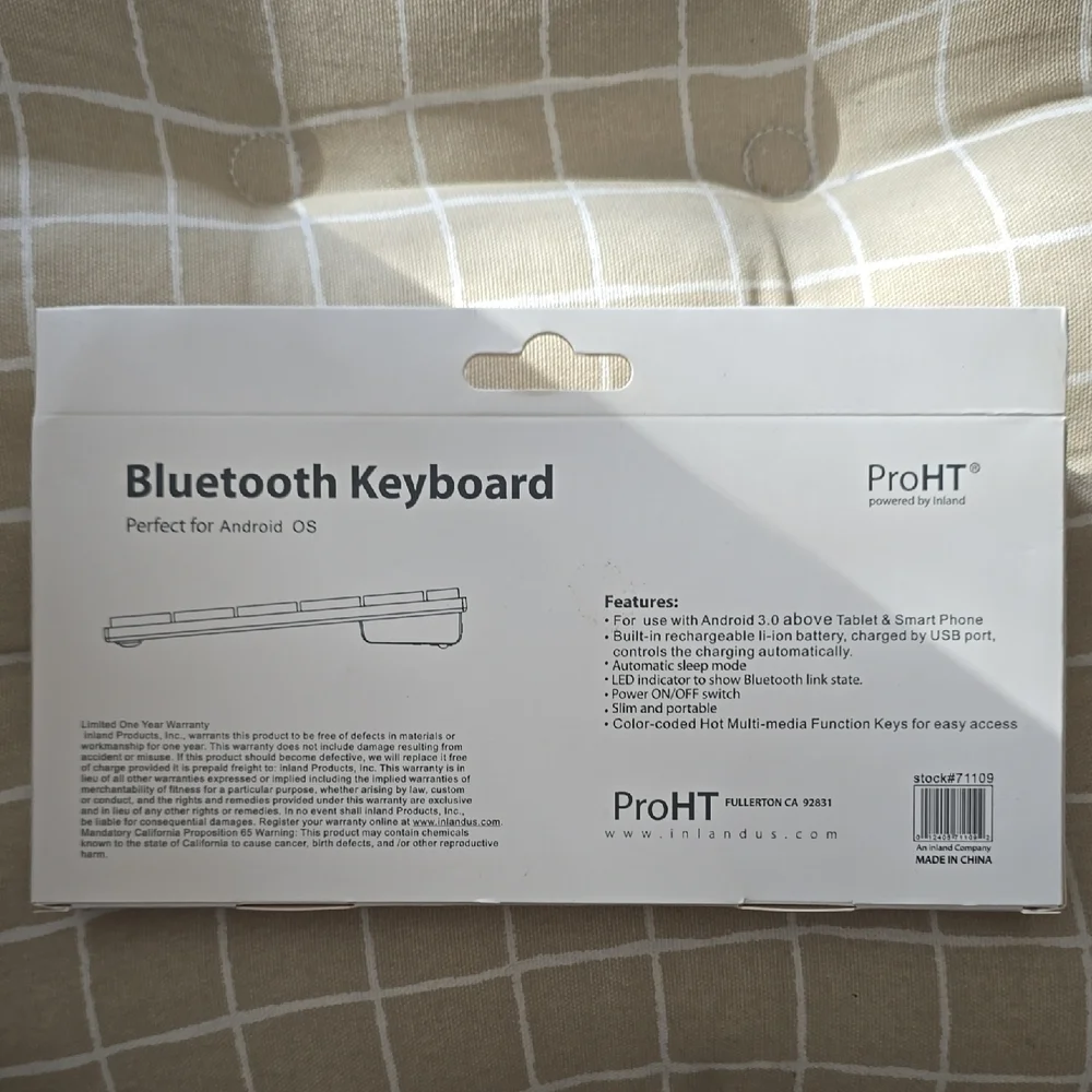 Bluetooth Keyboard with Black Keys